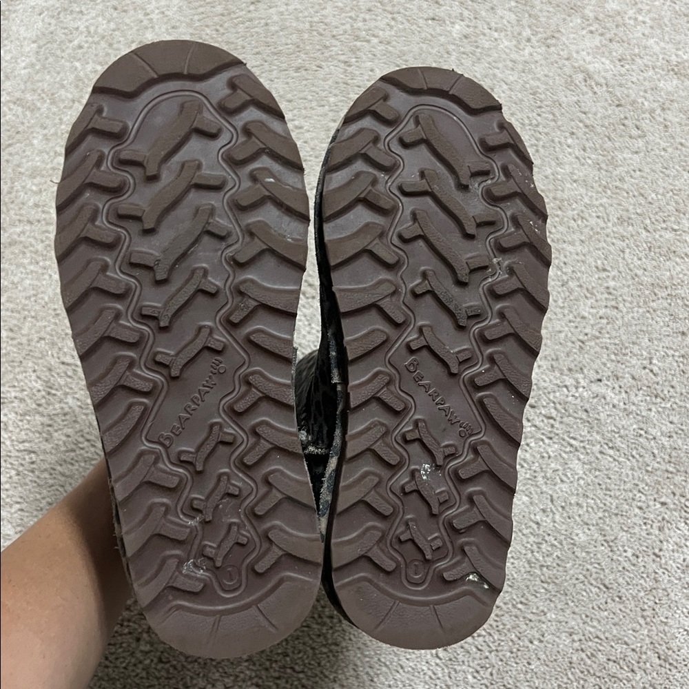 BearPaw leopard print boots - Picture 4 of 6